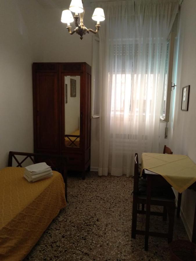 Casa Gialla Venedig Exterior foto
