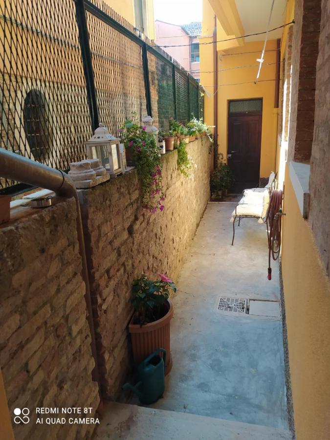 Casa Gialla Venedig Exterior foto