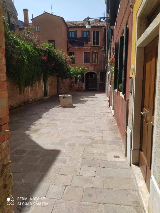 Casa Gialla Venedig Exterior foto